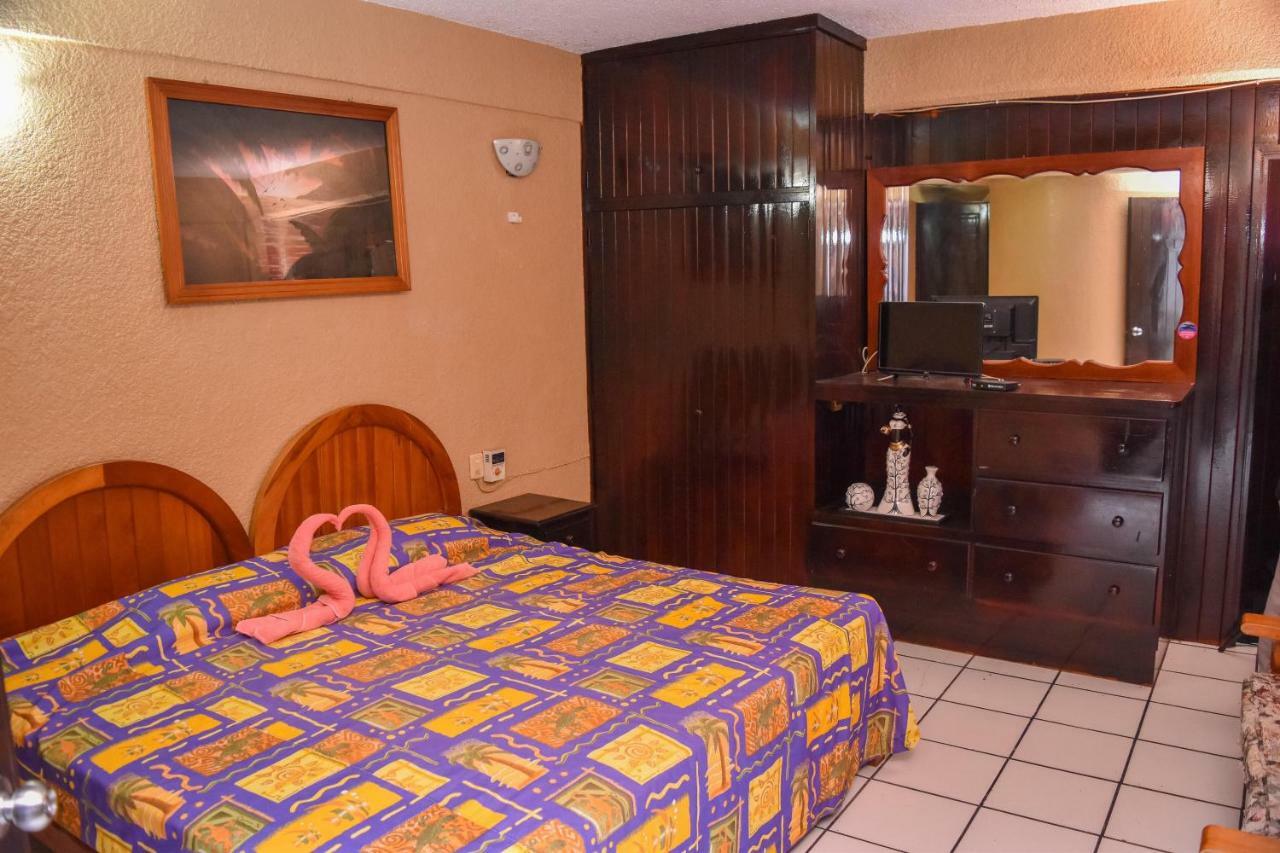Hotel Gaby Inn Zihuatanejo Eksteriør bilde