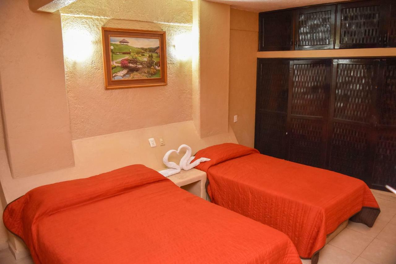Hotel Gaby Inn Zihuatanejo Eksteriør bilde